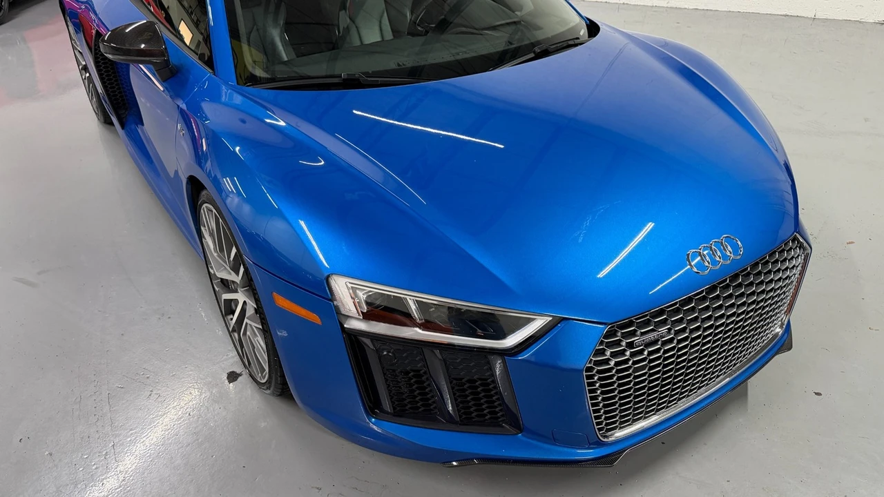 2017 Audi 4S R8 - Image 3 of 31