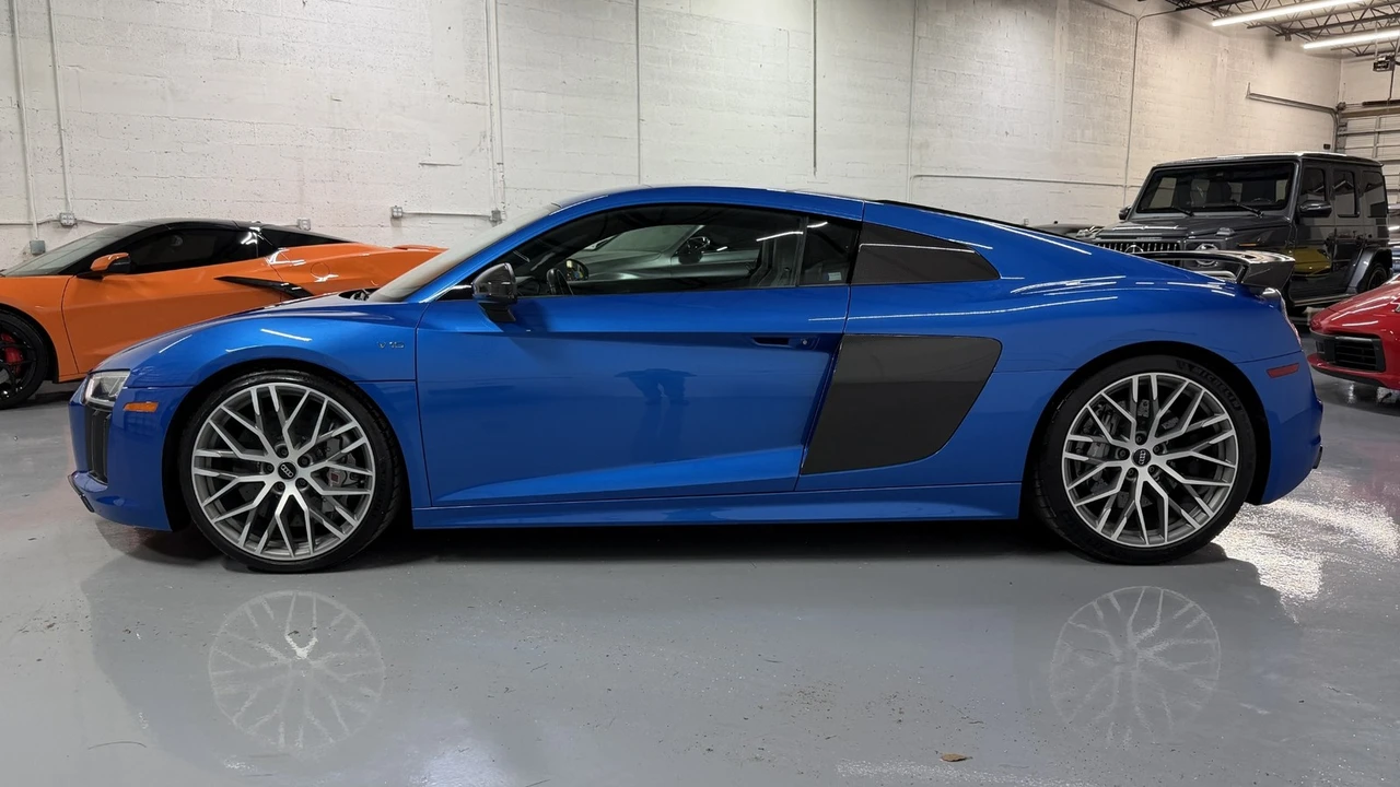 2017 Audi 4S R8 - Image 31 of 31