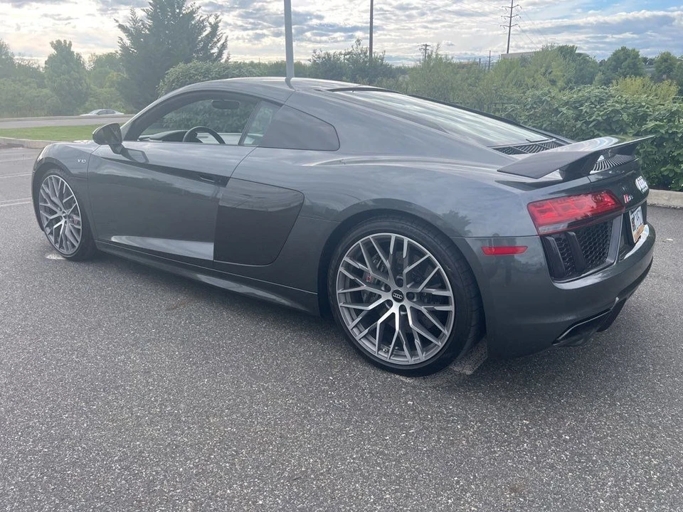 2017 Audi 4S R8 - Image 6 of 20