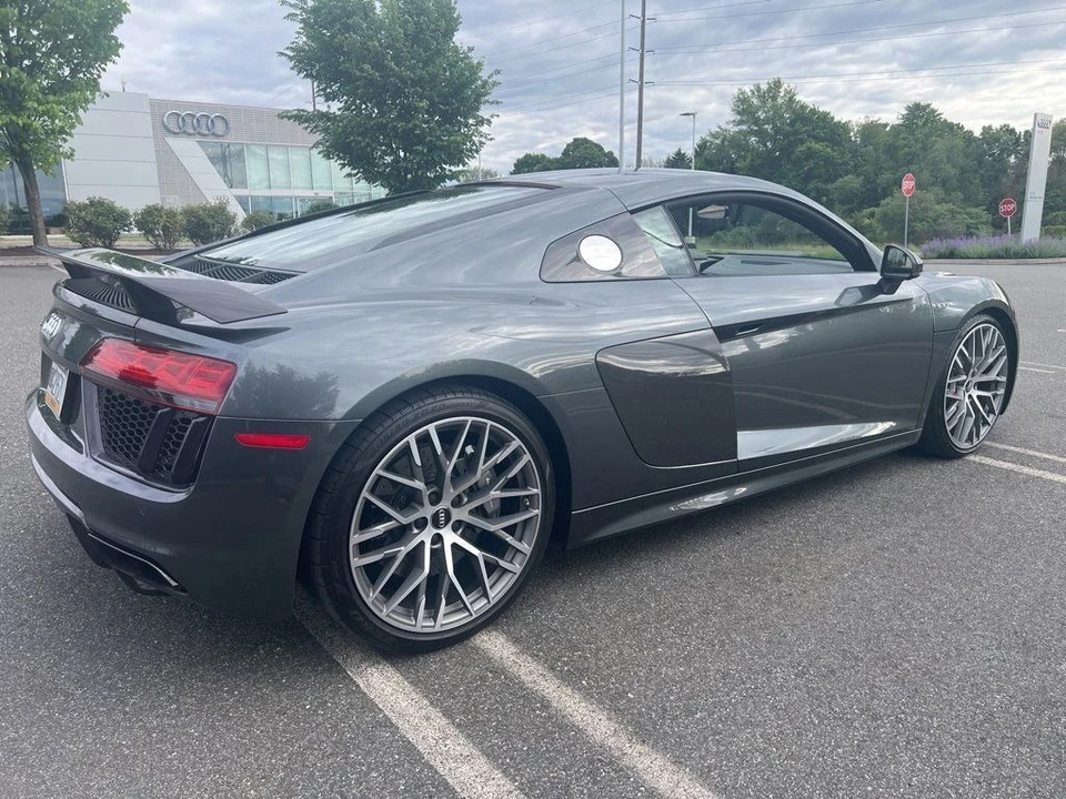 2017 Audi 4S R8 - Image 4 of 20