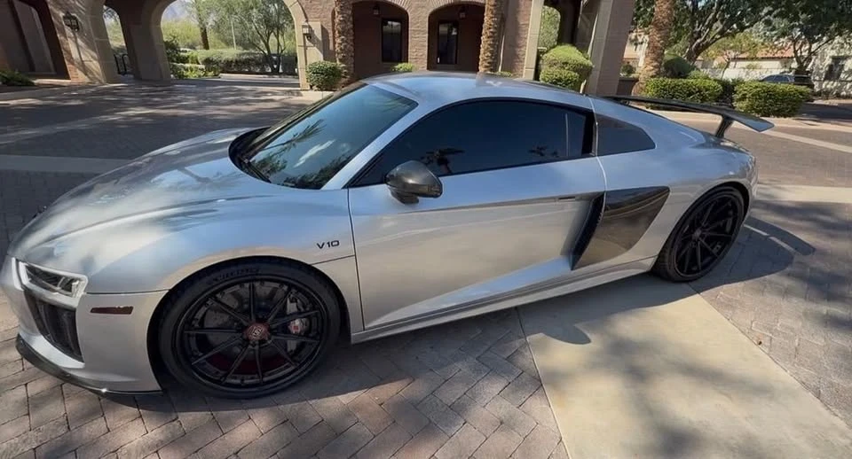 2017 Audi 4S R8 - Image 10 of 20