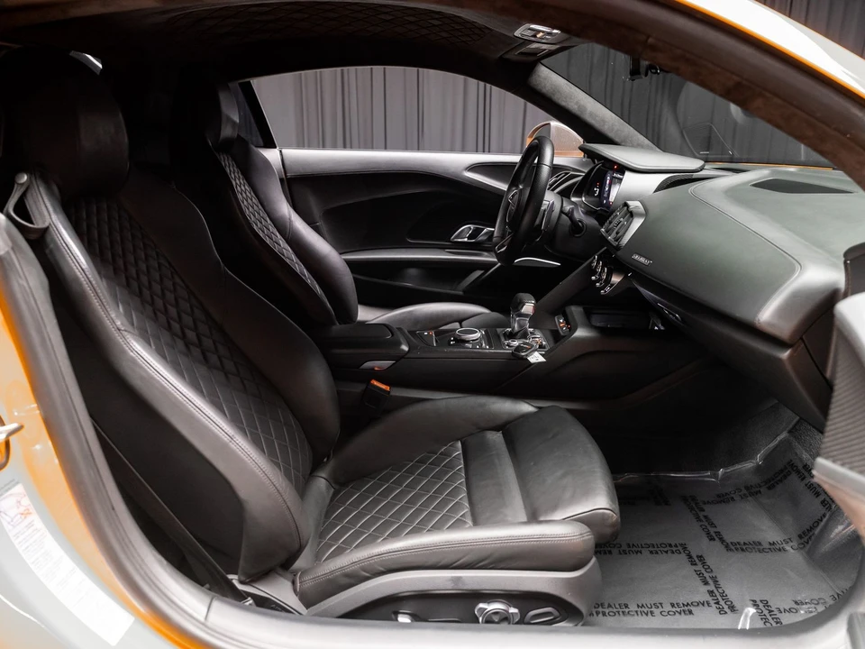2017 Audi 4S R8 - Image 6 of 31
