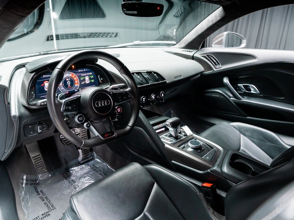 2017 Audi 4S R8 - Image 6 of 12