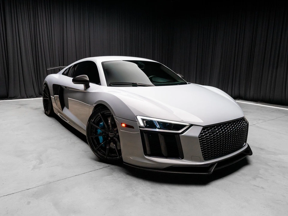 2017 Audi 4S R8 - Image 10 of 12