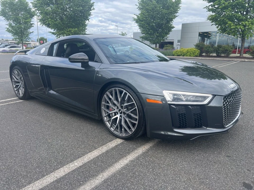2017 Audi 4S R8 - Image 3 of 20