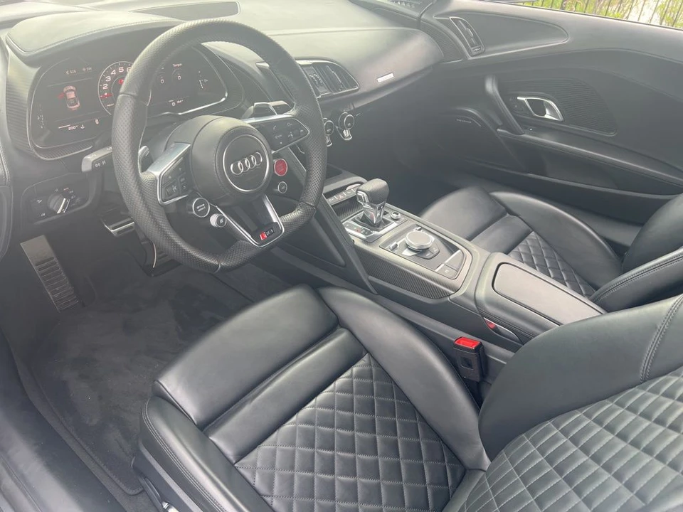 2017 Audi 4S R8 - Image 15 of 20