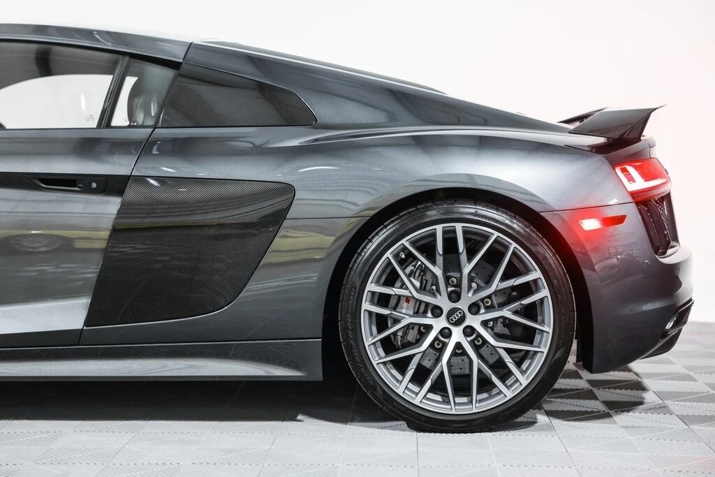 2017 Audi 4S R8 - Image 14 of 21