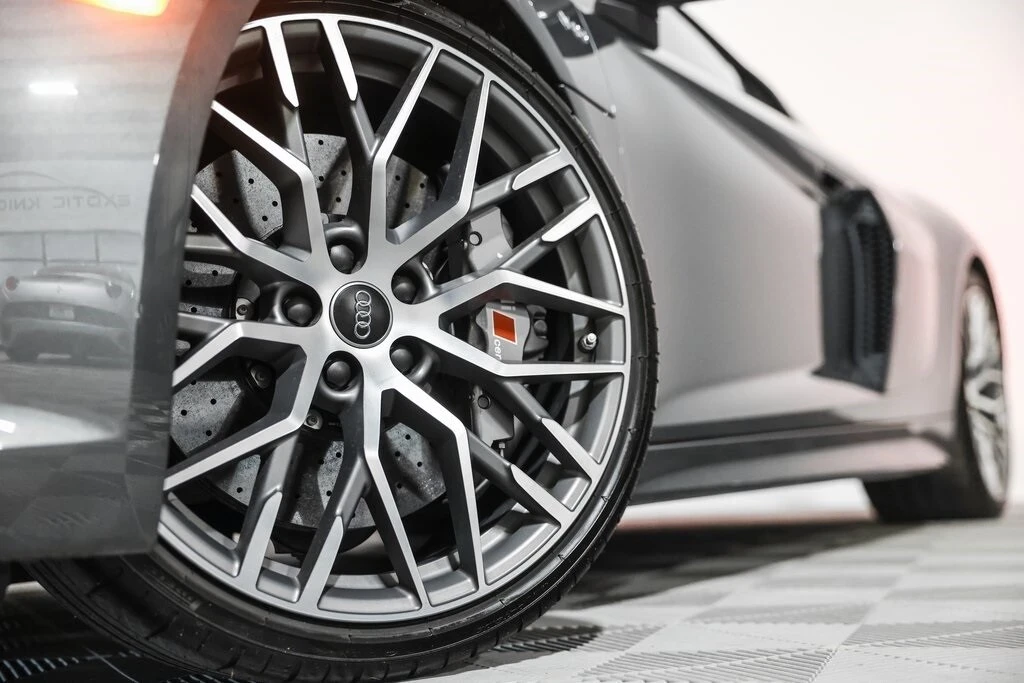 2017 Audi 4S R8 - Image 11 of 21