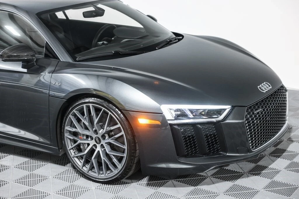 2017 Audi 4S R8 - Image 5 of 21