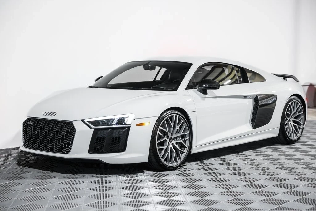 2017 Audi 4S R8 - Image 16 of 21
