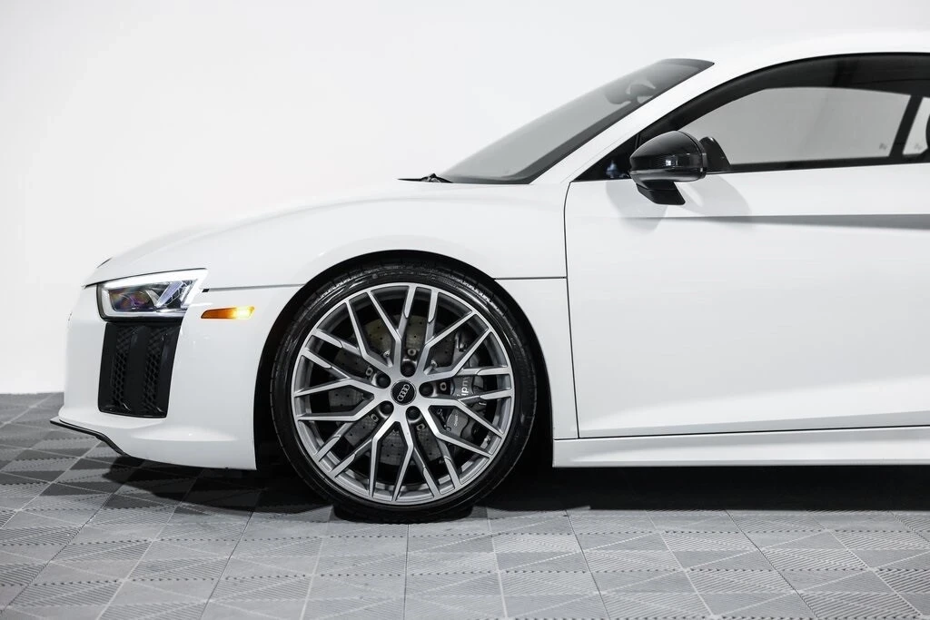 2017 Audi 4S R8 - Image 12 of 21