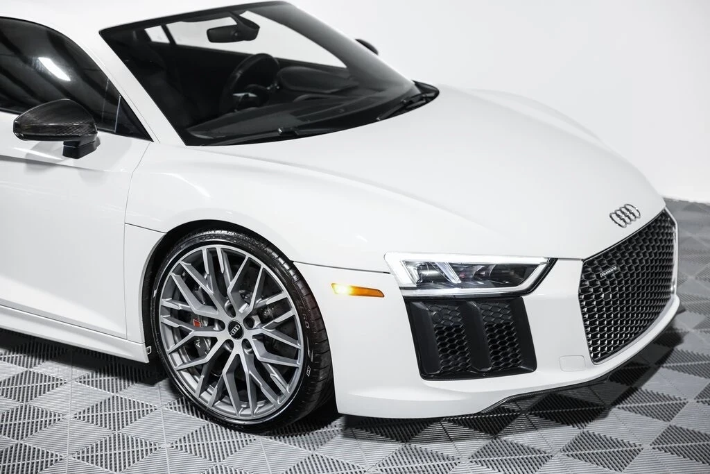 2017 Audi 4S R8 - Image 5 of 21