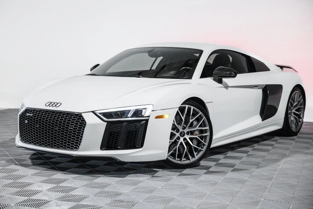 2017 Audi 4S R8 - Image 8 of 21
