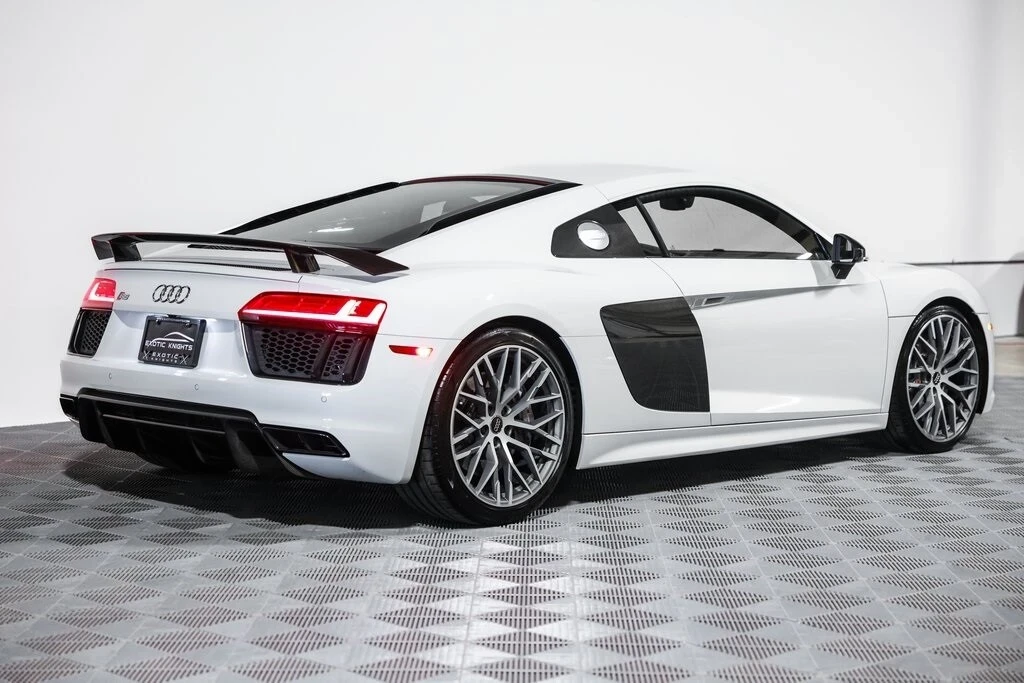 2017 Audi 4S R8 - Image 6 of 21