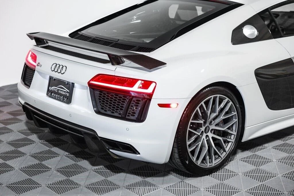 2017 Audi 4S R8 - Image 7 of 21