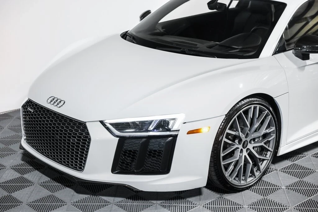2017 Audi 4S R8 - Image 17 of 21