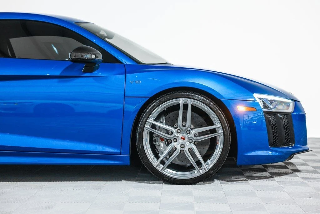 2017 Audi 4S R8 - Image 3 of 21