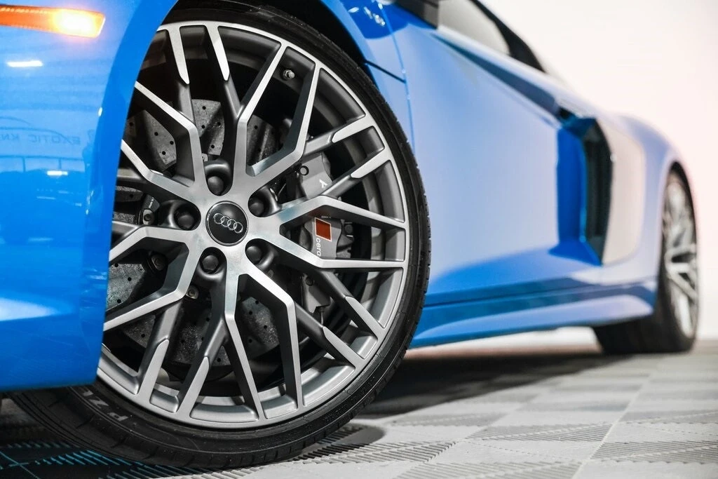 2017 Audi 4S R8 - Image 11 of 12