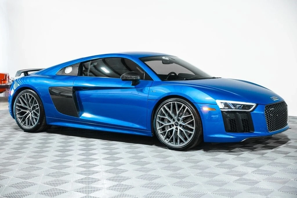 2017 Audi 4S R8 - Image 4 of 12