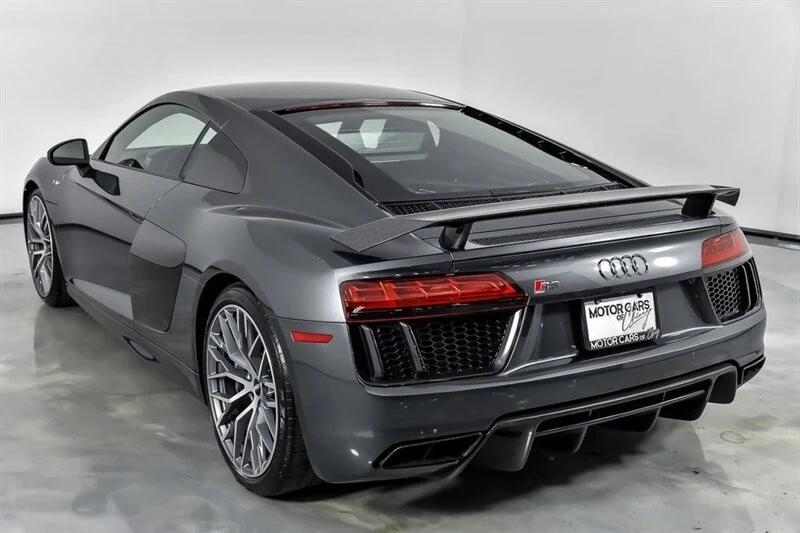 2017 Audi 4S R8 - Image 9 of 12