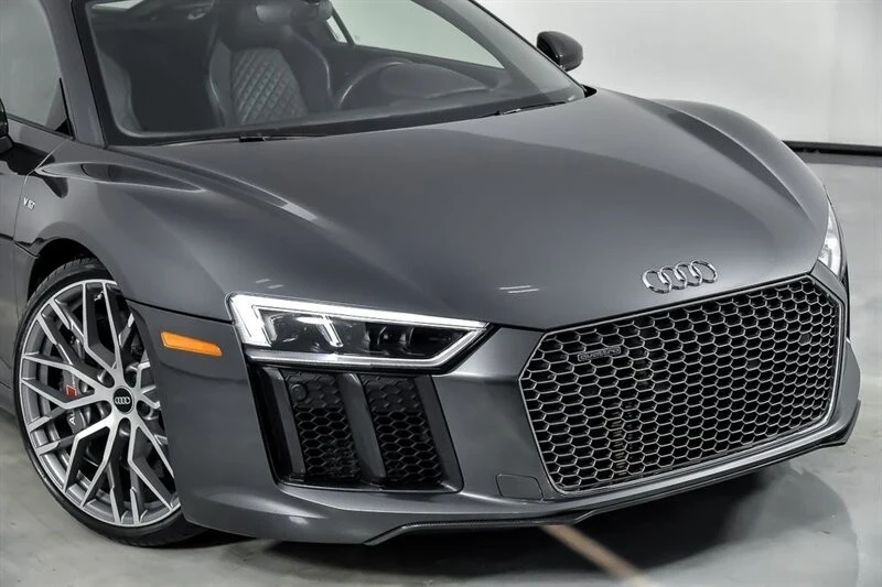 2017 Audi 4S R8 - Image 2 of 12