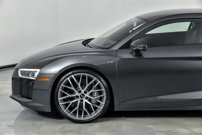 2017 Audi 4S R8 - Image 6 of 12