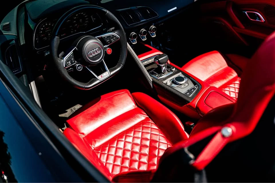 2017 Audi 4S R8 - Image 6 of 7