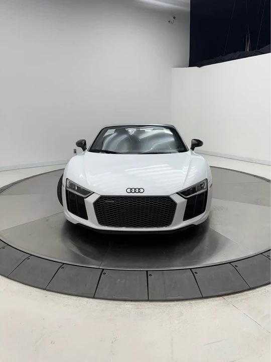 2017 Audi 4S R8 - Image 3 of 11