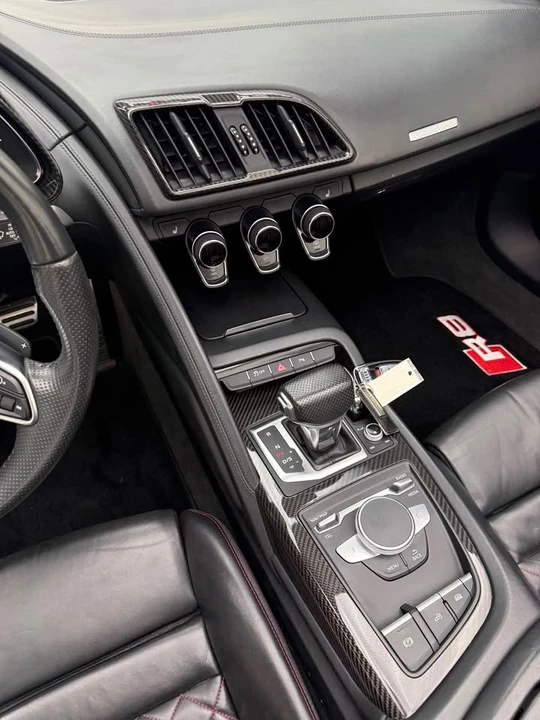 2017 Audi 4S R8 - Image 10 of 11