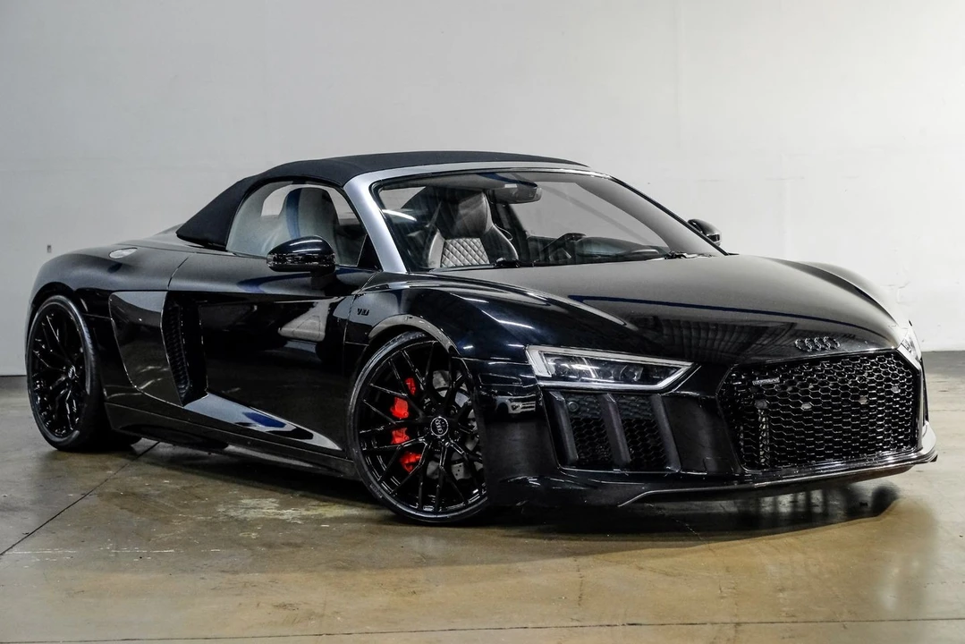 2017 Audi 4S R8 - Image 6 of 12