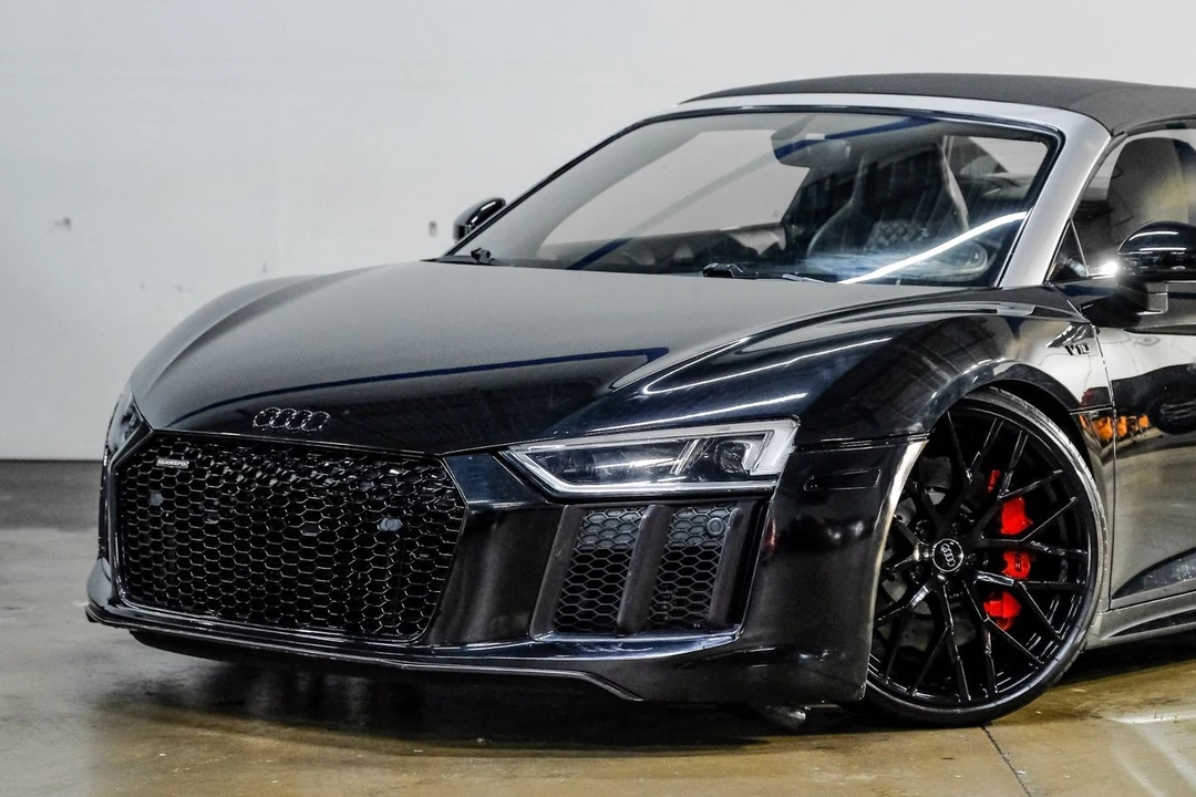 2017 Audi 4S R8 - Image 10 of 12