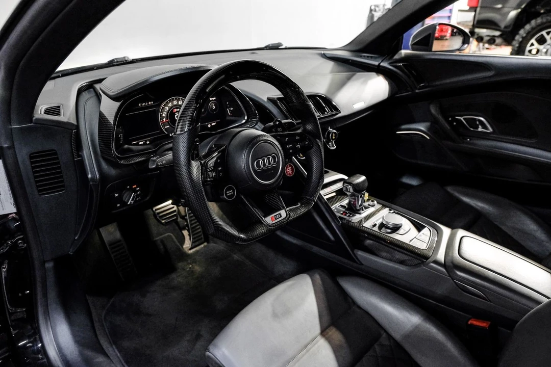 2017 Audi 4S R8 - Image 3 of 12