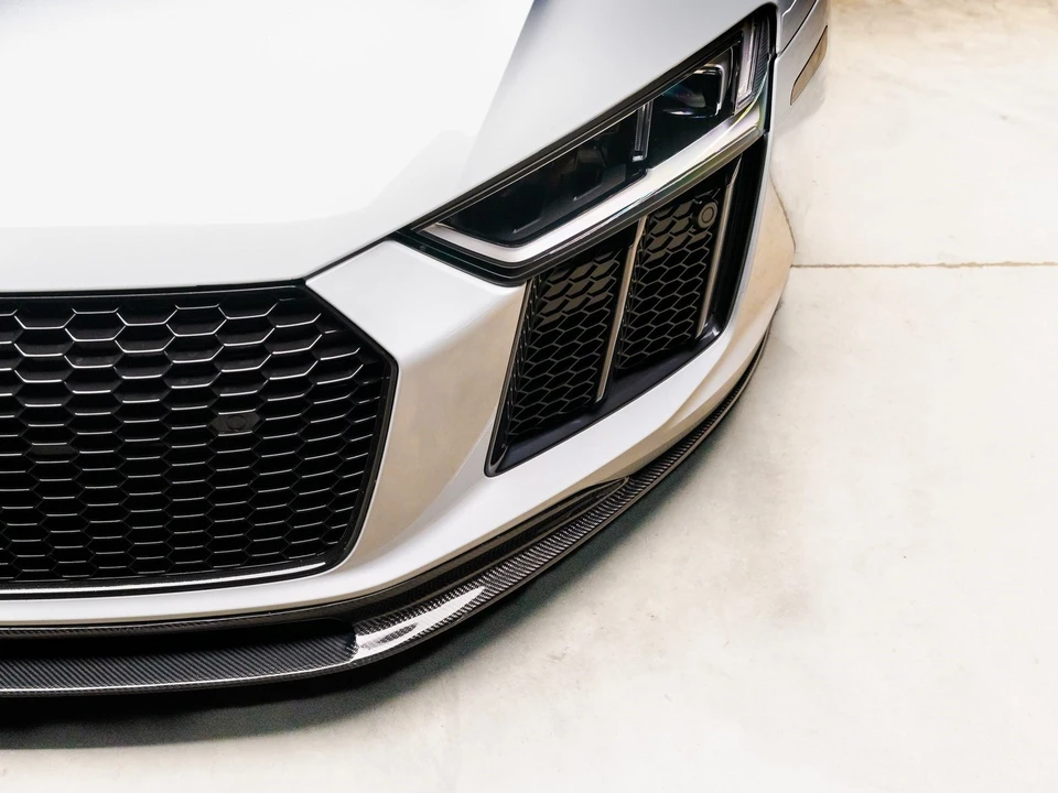 2017 Audi 4S R8 - Image 2 of 12