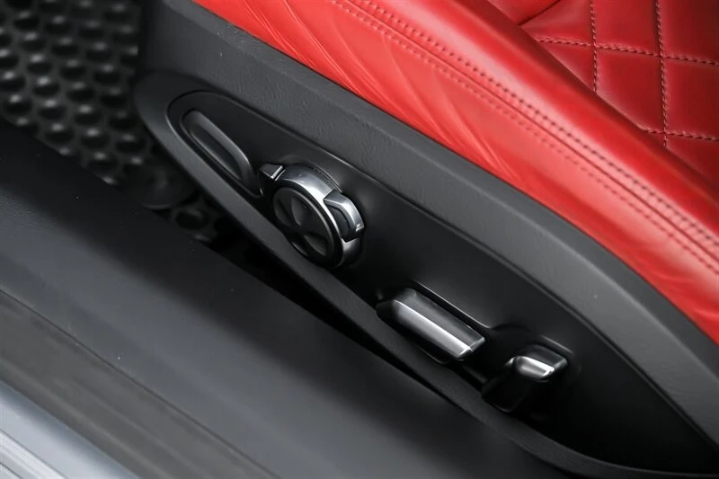 2017 Audi 4S R8 - Image 30 of 31