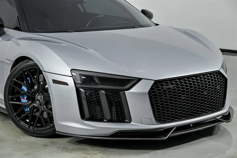 2017 Audi 4S R8 - Image 3 of 31