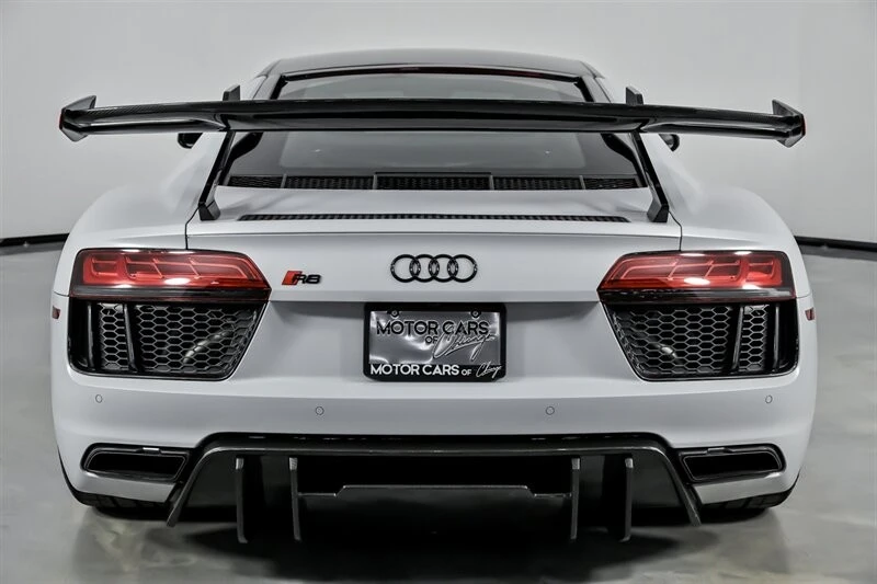 2017 Audi 4S R8 - Image 11 of 12