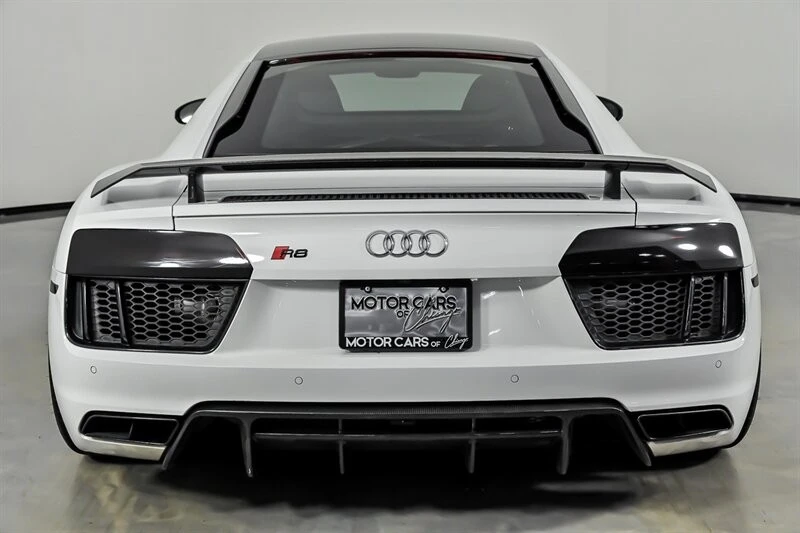 2017 Audi 4S R8 - Image 9 of 31