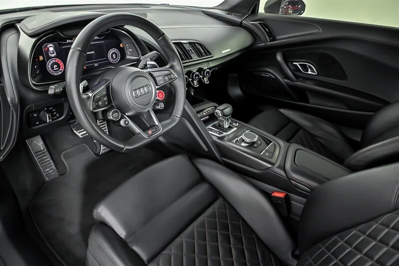 2017 Audi 4S R8 - Image 19 of 31