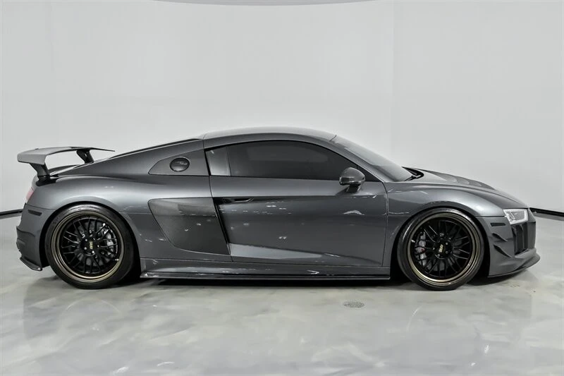2017 Audi 4S R8 - Image 14 of 21