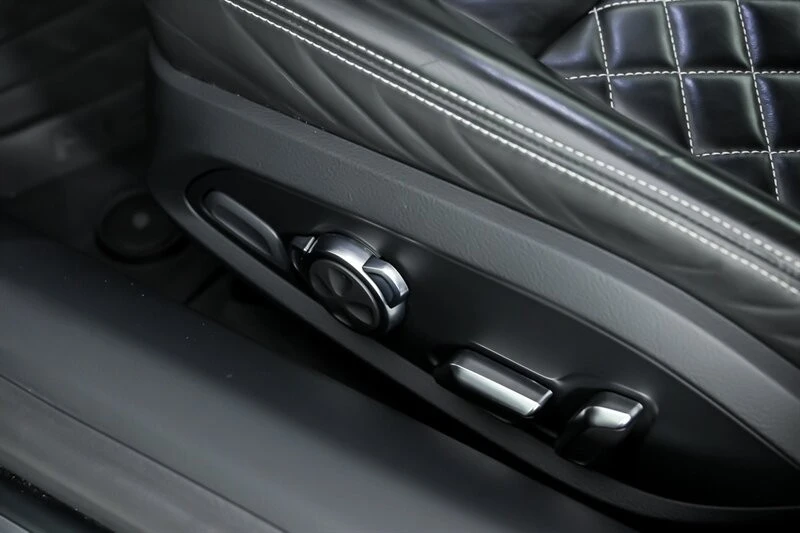 2017 Audi 4S R8 - Image 30 of 31