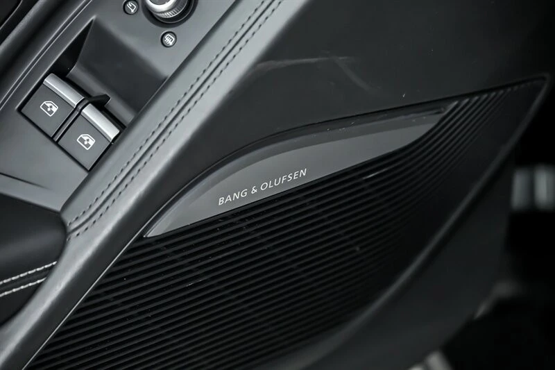 2017 Audi 4S R8 - Image 23 of 31