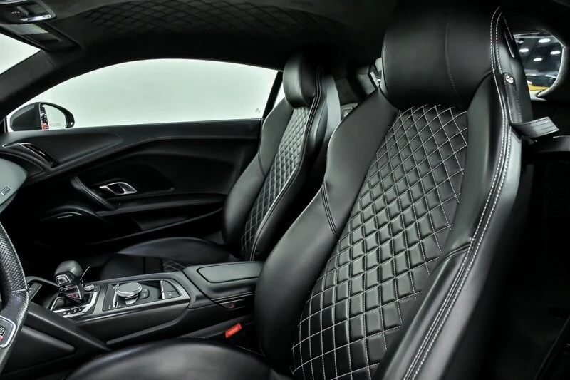 2017 Audi 4S R8 - Image 26 of 31