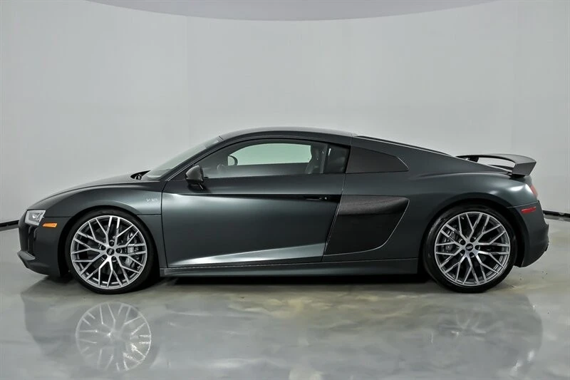 2017 Audi 4S R8 - Image 8 of 21
