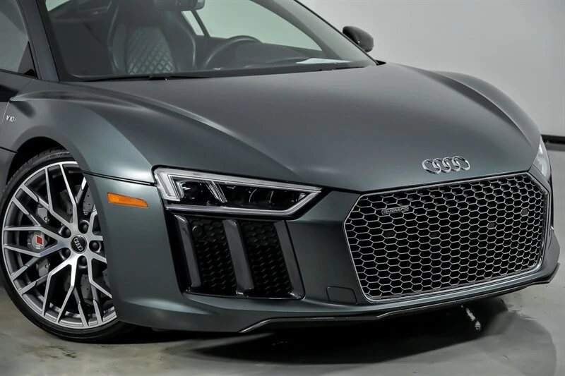 2017 Audi 4S R8 - Image 3 of 21