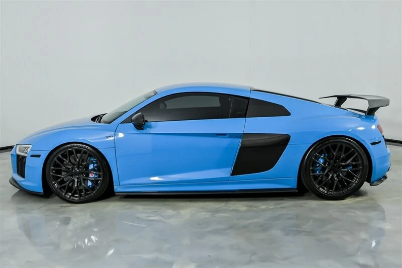 2017 Audi 4S R8 - Image 8 of 12