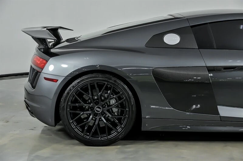 2017 Audi 4S R8 - Image 13 of 31