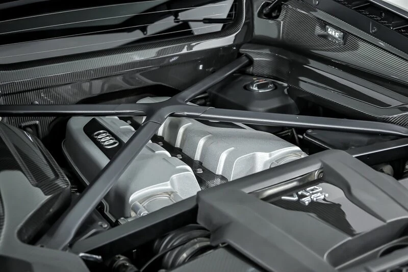 2017 Audi 4S R8 - Image 16 of 31