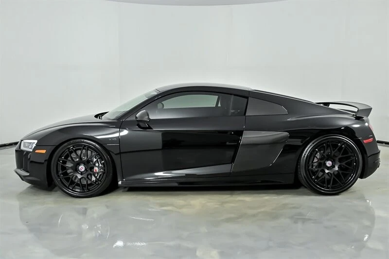 2017 Audi 4S R8 - Image 7 of 31
