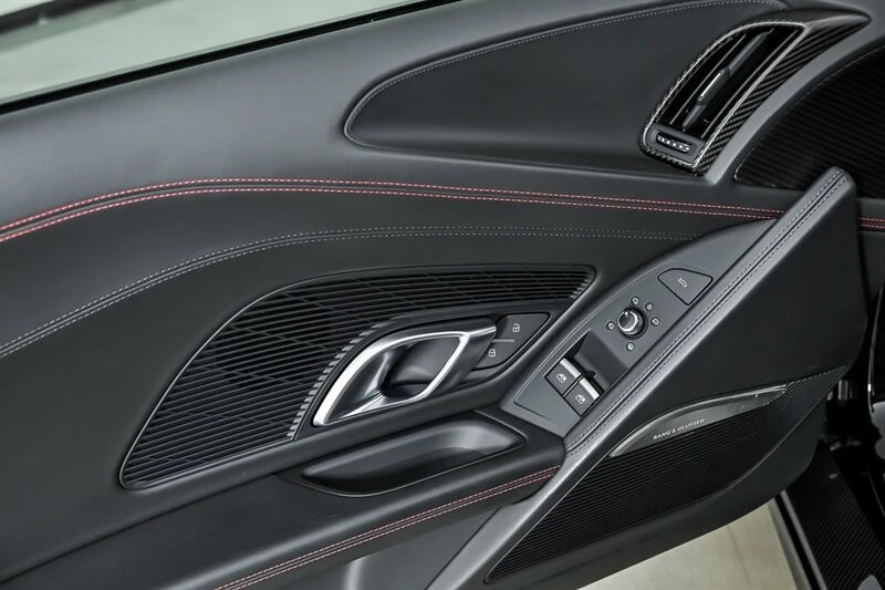 2017 Audi 4S R8 - Image 17 of 31