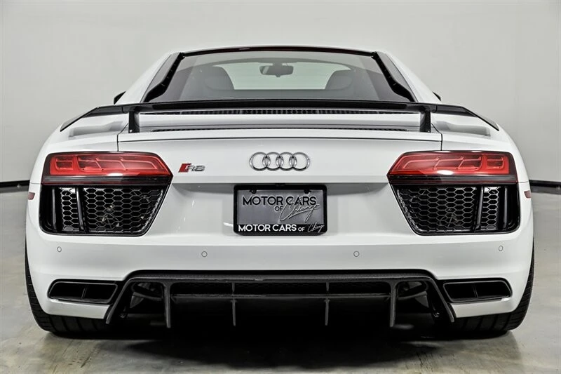 2017 Audi 4S R8 - Image 14 of 31